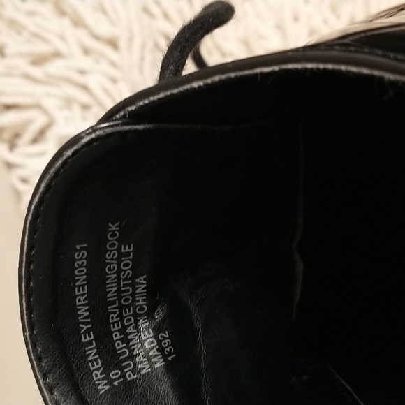 Steve Madden Black Loafers - Picture 10 of 13